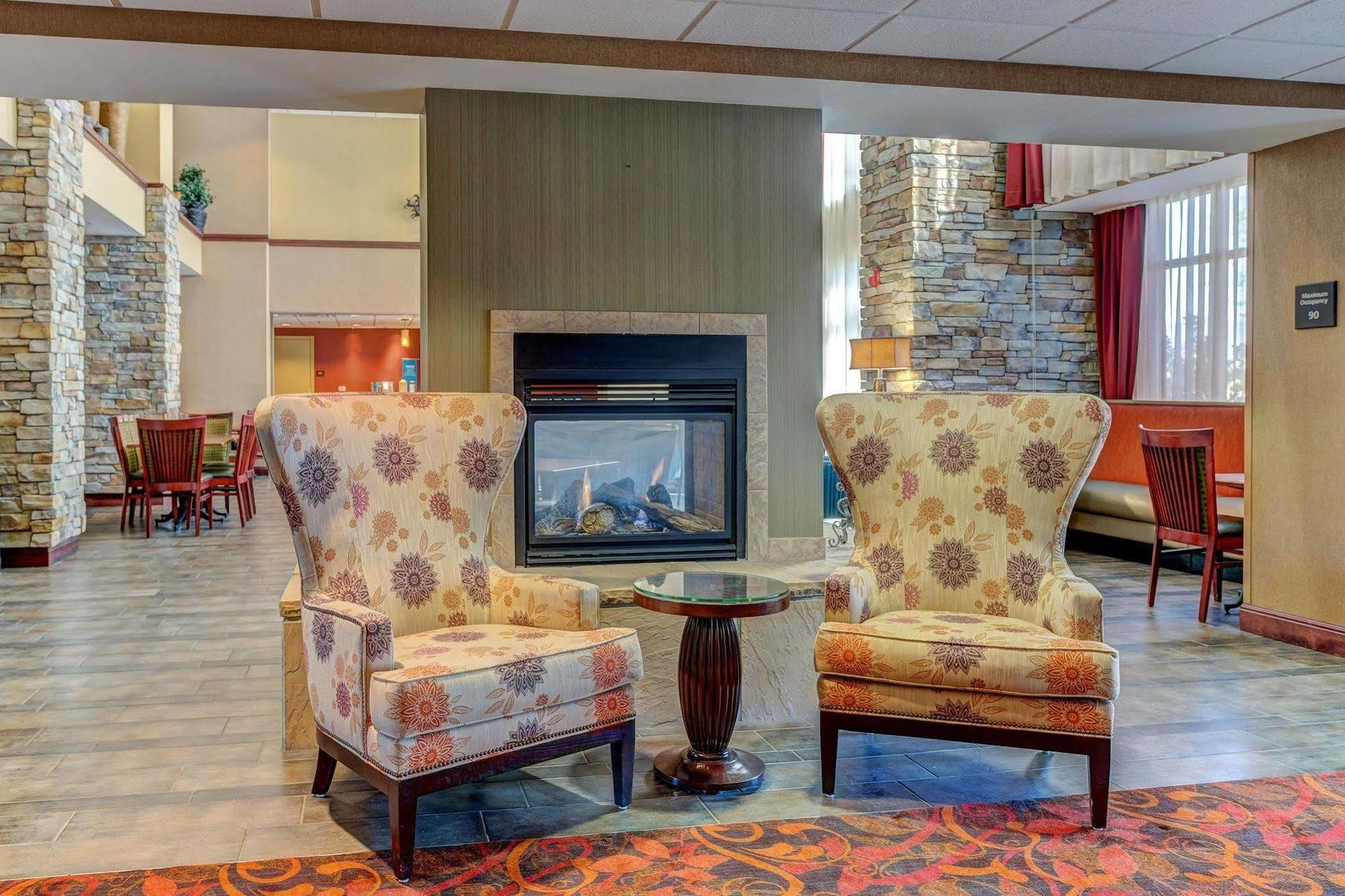 Hampton Inn & Suites Райфл Екстер'єр фото